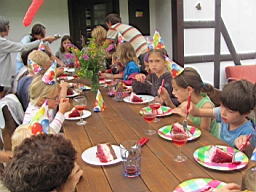 313-narozeniny Laura a Sofie.jpg